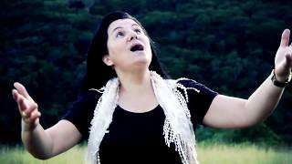 Mirian Santos  Eu Sou Deus Clipe Oficial [upl. by Goodyear]