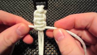 Easy Paracord Bracelet Tutorial [upl. by Yruok]