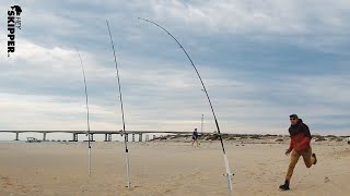 NEW FISHING RIG CATCHES EVERYTHING How to tie an effective beach fishing rig [upl. by Albie]