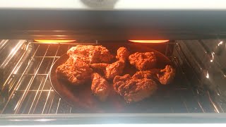 How To Reheat Fried Chicken Best Way [upl. by Dorine]