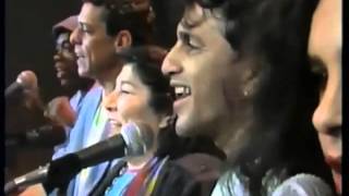 Mercedes Sosa Chico Buarque Caetano Veloso Milton Nascimento e Gal Costa  Volver a los 17 [upl. by Koressa]